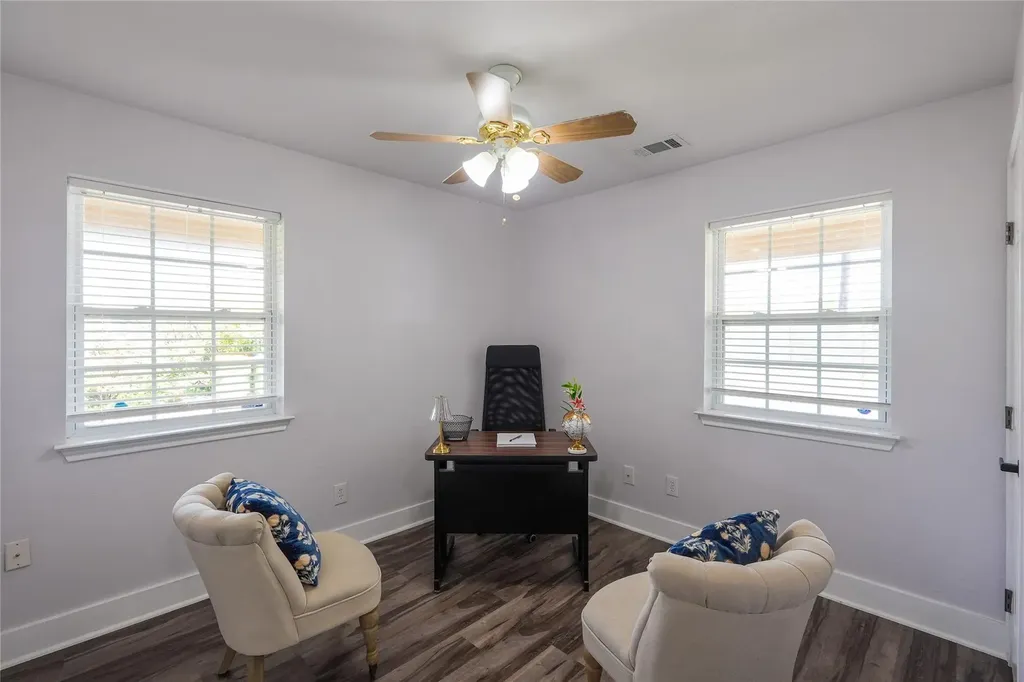 201 E Eggleston Street Manor TX 78653