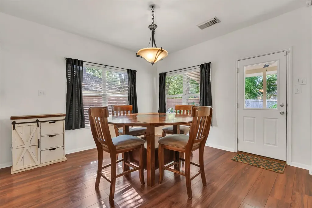 130 Clover Leaf Cove Buda TX 78610