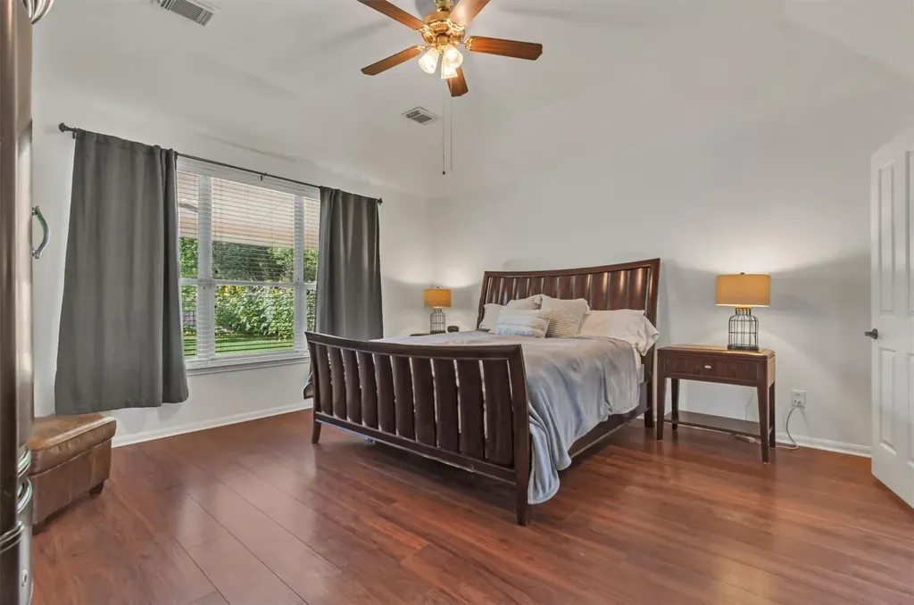 130 Clover Leaf Cove Buda TX 78610