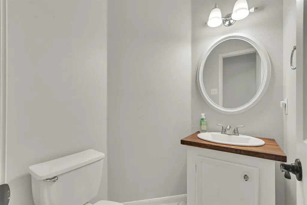 130 Clover Leaf Cove Buda TX 78610