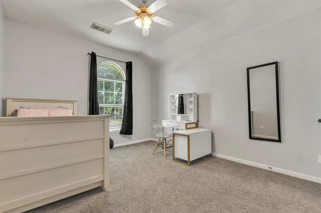 130 Clover Leaf Cove Buda TX 78610