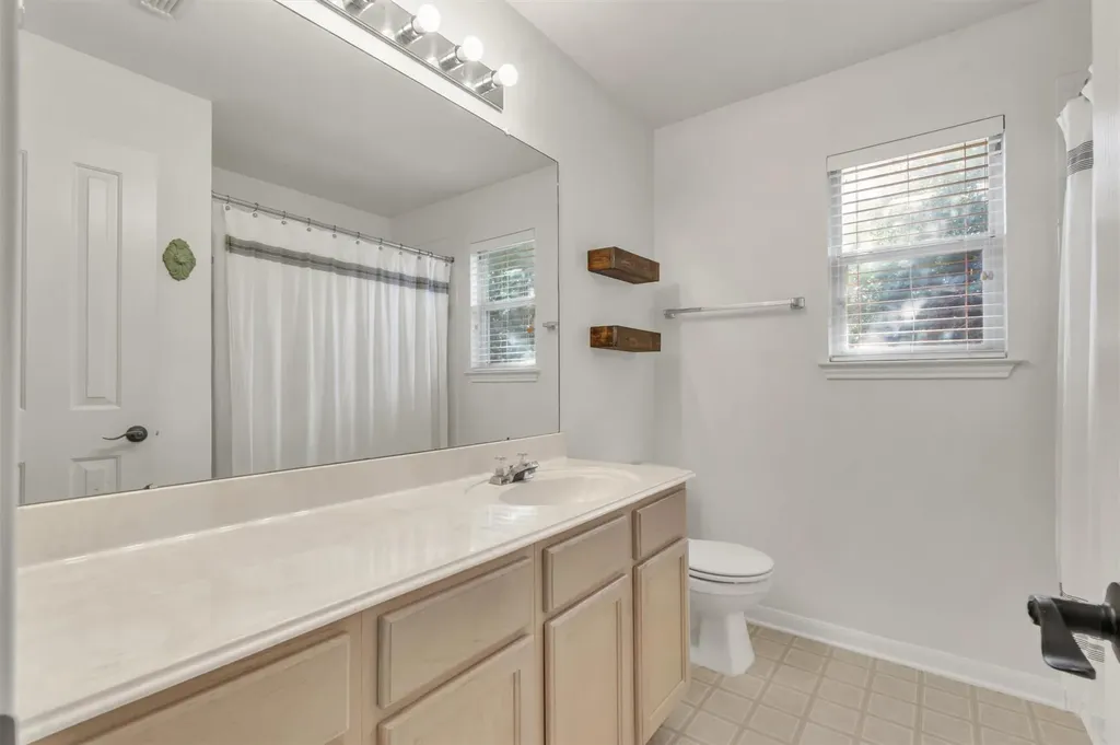130 Clover Leaf Cove Buda TX 78610