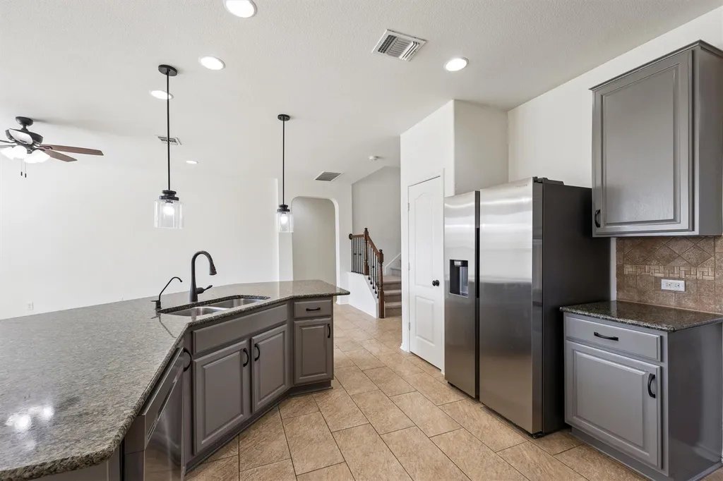 1408 Reklaw Lane Leander TX 78641