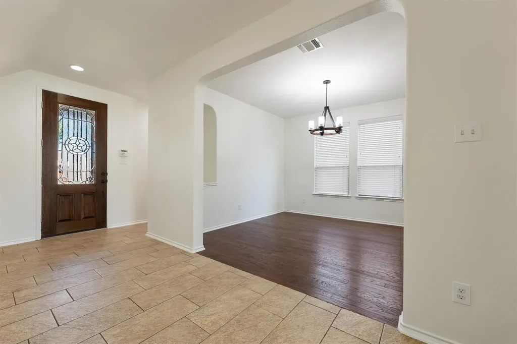 1408 Reklaw Lane Leander TX 78641