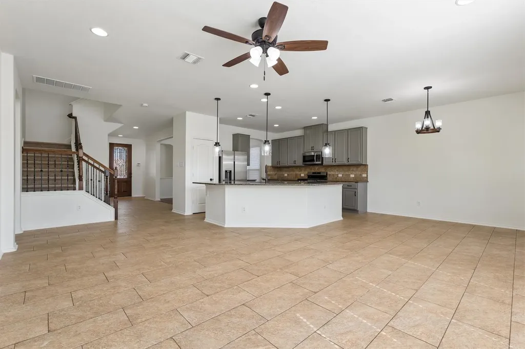 1408 Reklaw Lane Leander TX 78641