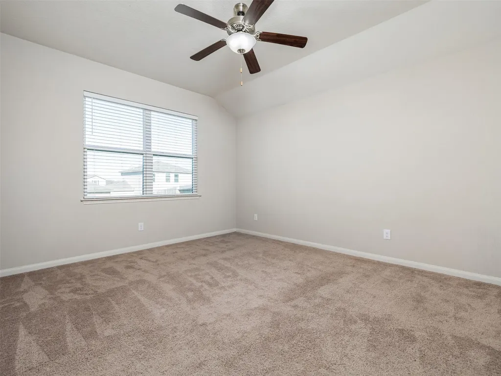 13712 Charles W Fairbanks Cove Manor TX 78653
