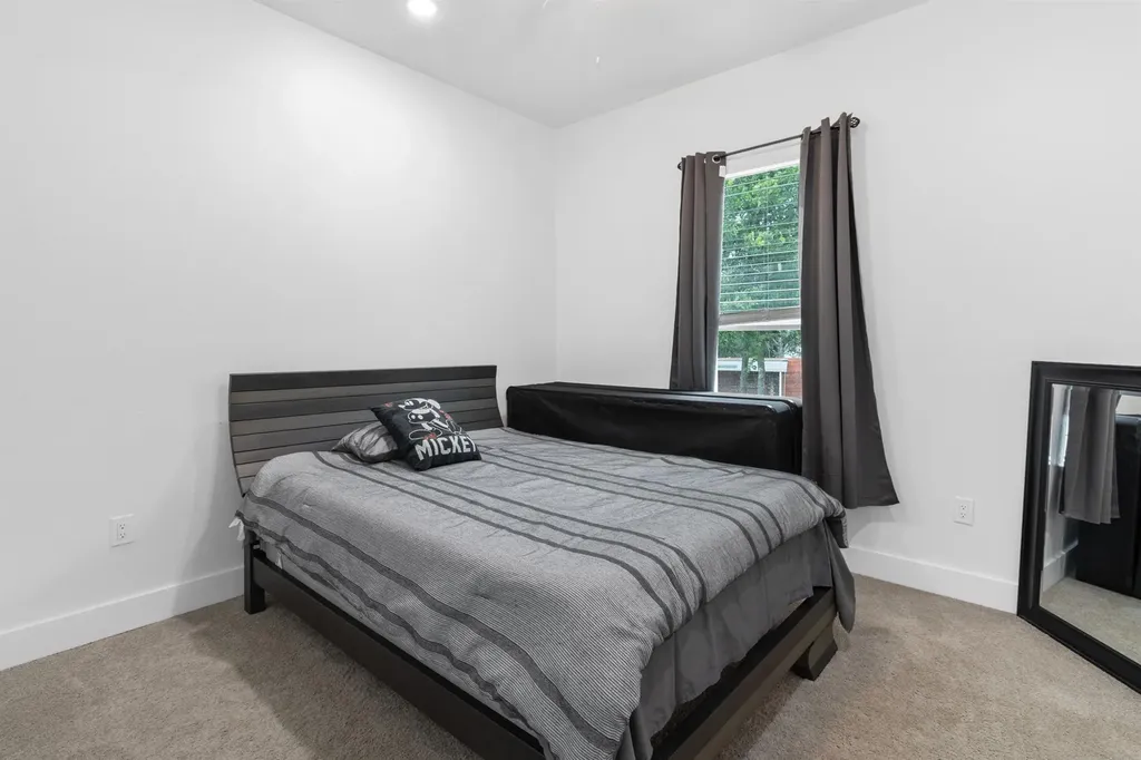 123 Zacate Street Elgin TX 78621