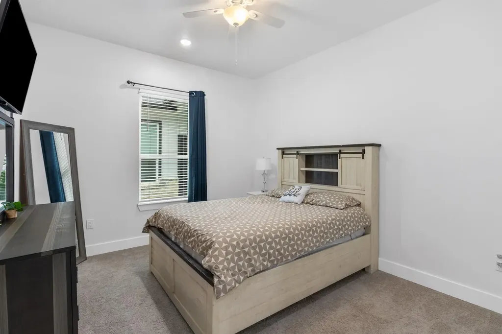 123 Zacate Street Elgin TX 78621
