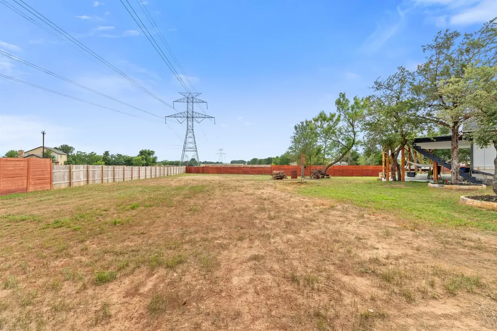123 Zacate Street Elgin TX 78621