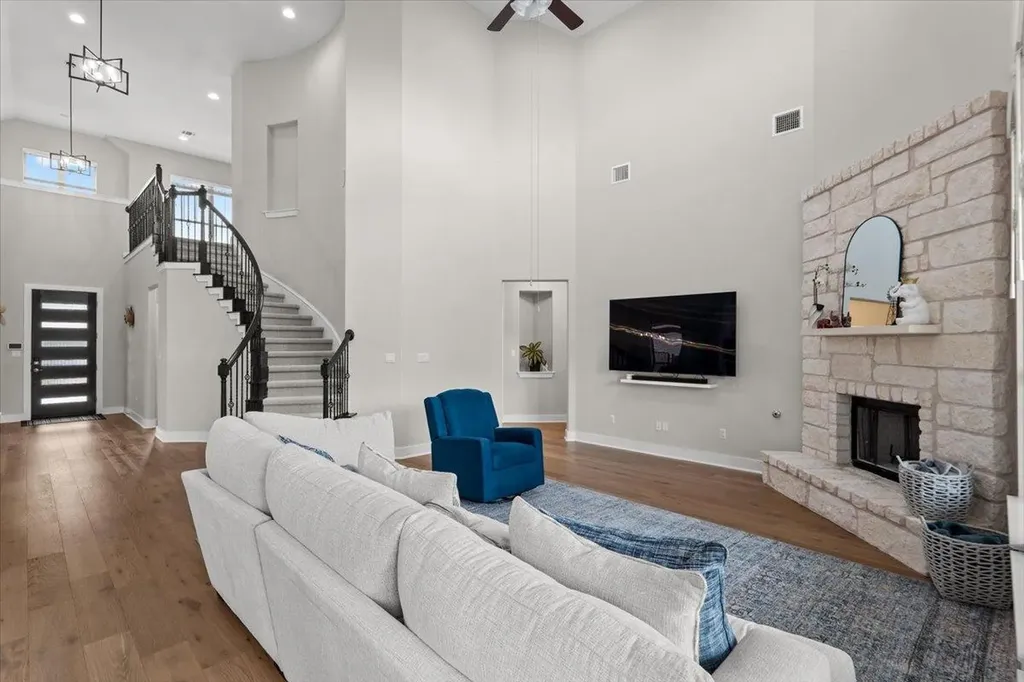 228 Poole Lane Liberty Hill TX 78642