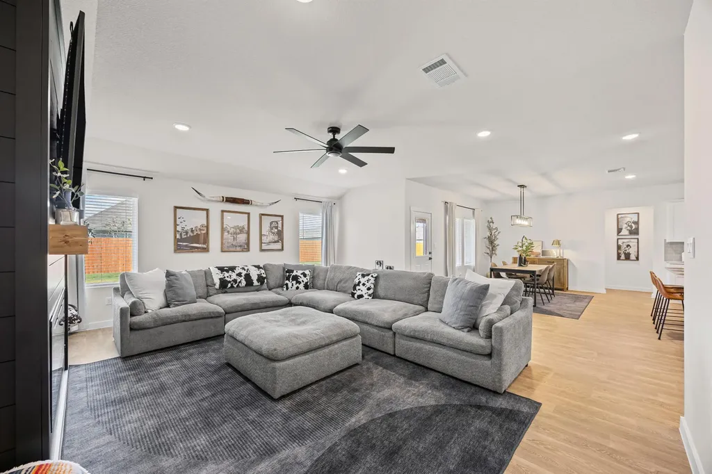 600 Davis Mountain Drive Lockhart TX 78644