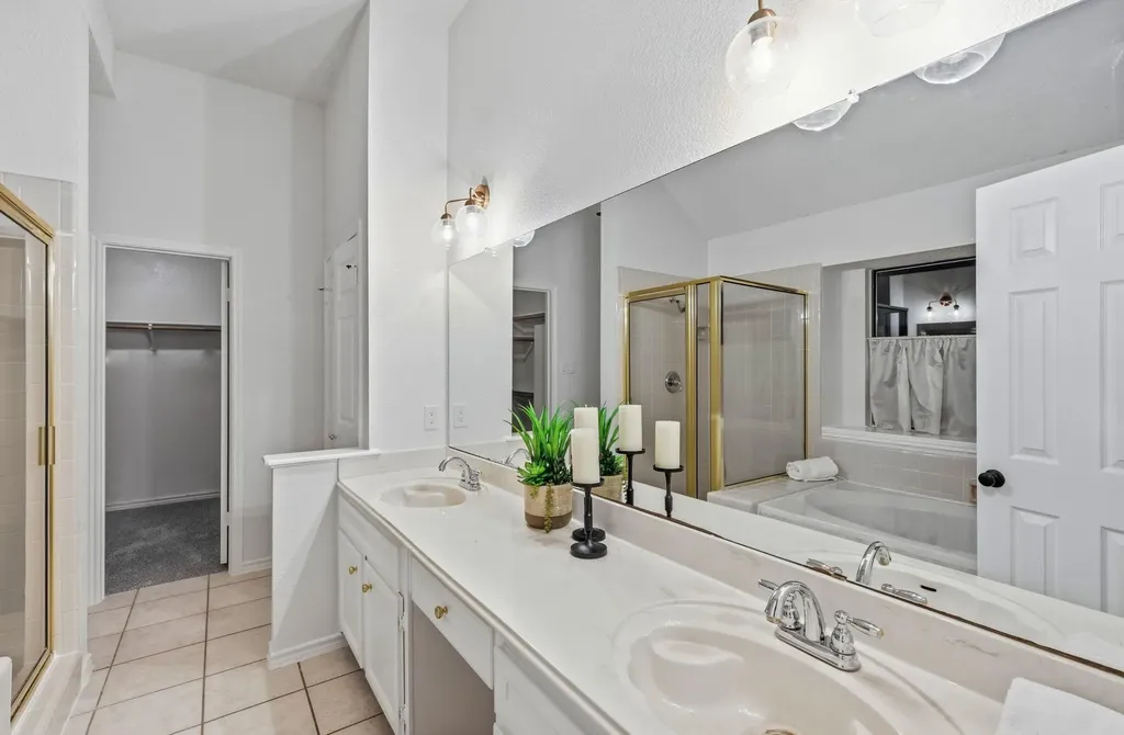 1901 Spring Hollow Path Round Rock TX 78681