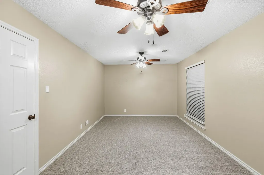 1901 Spring Hollow Path Round Rock TX 78681