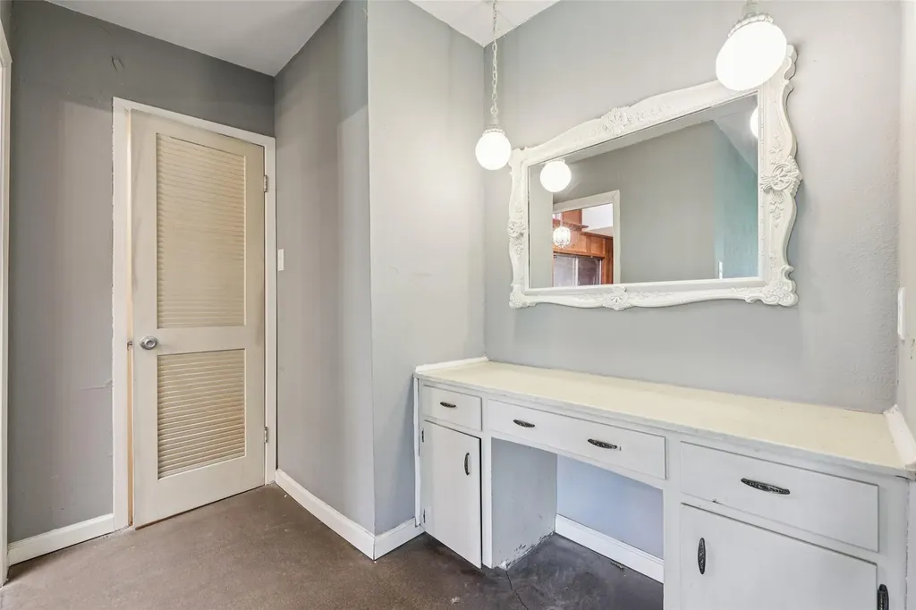 2204 Bahia Circle Austin TX 78741