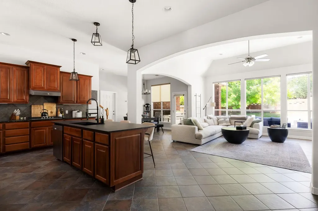 4201 Greatview Drive Round Rock TX 78665