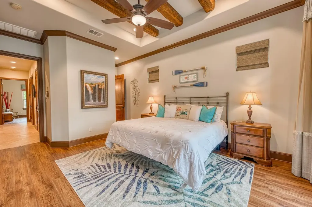 178 Sleepy Oaks Drive Kingsland TX 78639