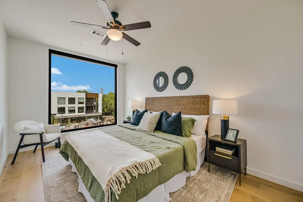 2209 South Street Austin TX 78704
