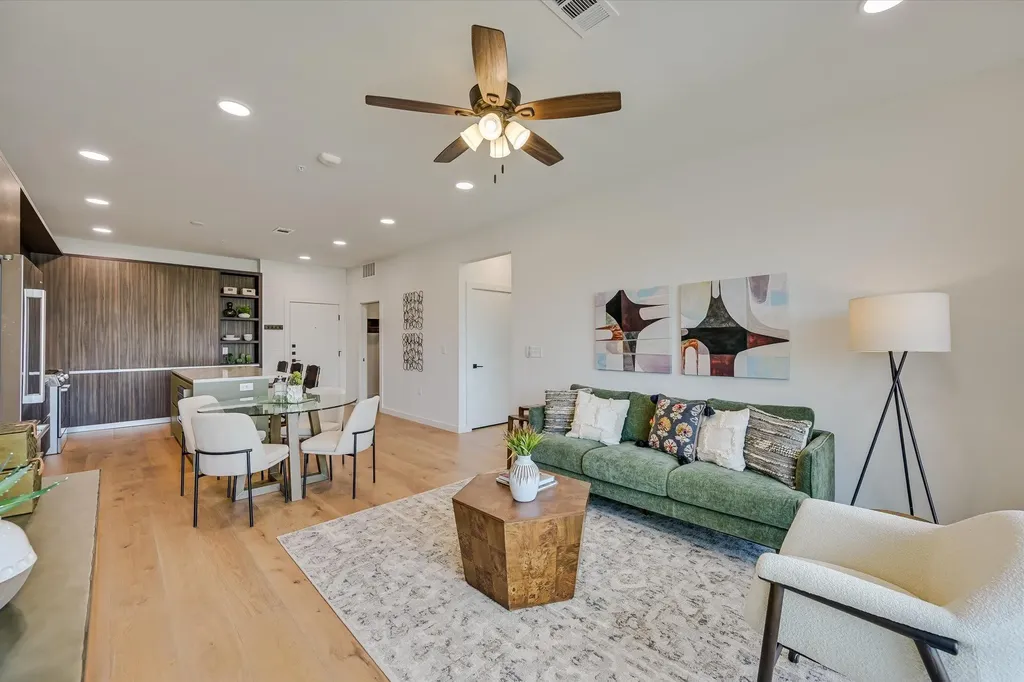 2209 South Street Austin TX 78704
