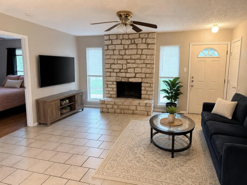 12007 Commonwealth Way Austin TX 78759
