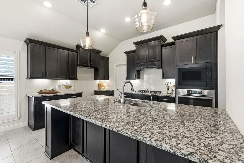 1213 Lakeside Ranch Road Georgetown TX 78633