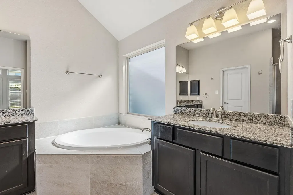 1213 Lakeside Ranch Road Georgetown TX 78633