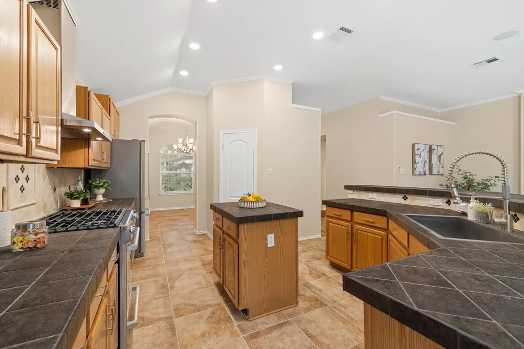 3005 Cedar Elm Lane Round Rock TX 78681