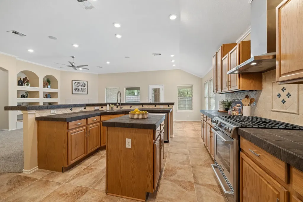 3005 Cedar Elm Lane Round Rock TX 78681