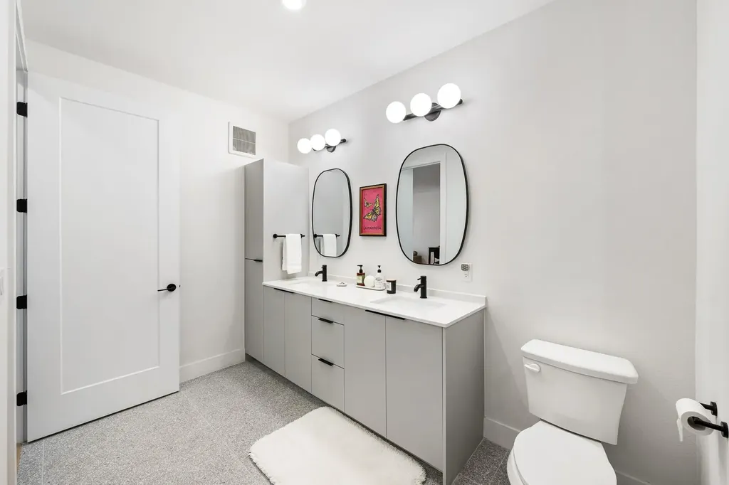 1701 Simond Avenue Austin TX 78723
