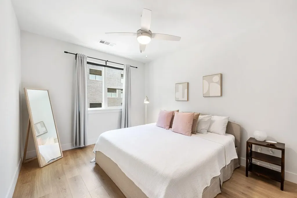 1701 Simond Avenue Austin TX 78723