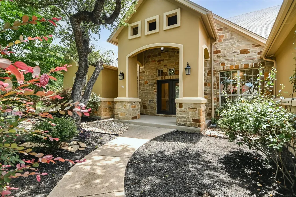 228 Neal Drive Liberty Hill TX 78642