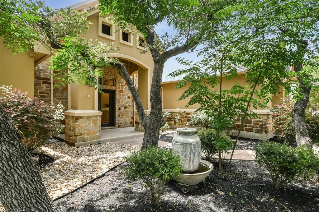 228 Neal Drive Liberty Hill TX 78642