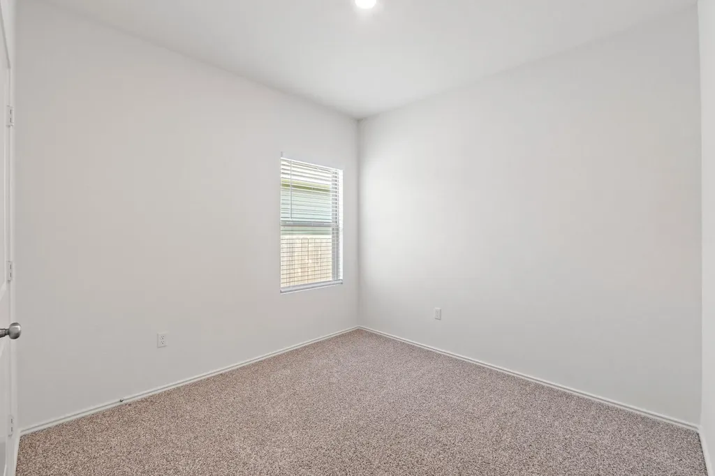 7400 Tonka Lane Austin TX 78744