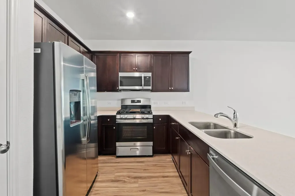 7400 Tonka Lane Austin TX 78744