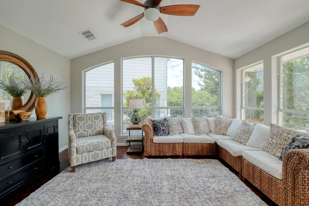 8302 Sunburst Parkway Round Rock TX 78681