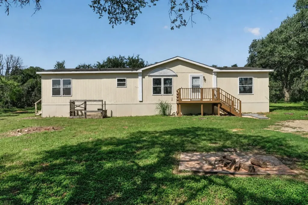 140 Oak Mesa San Marcos TX 78666