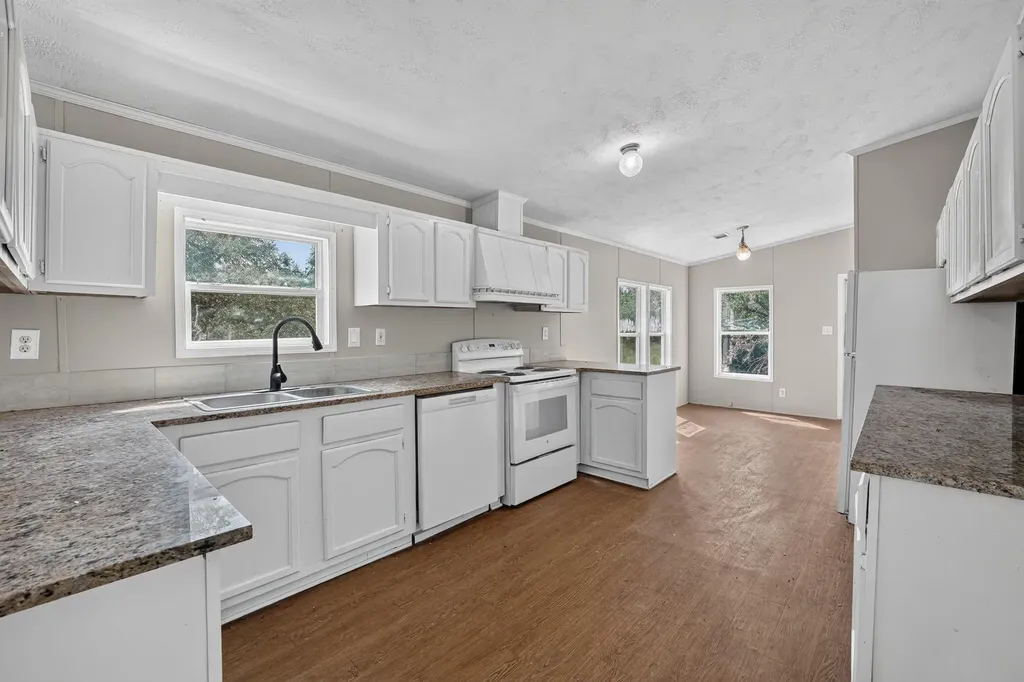 140 Oak Mesa San Marcos TX 78666