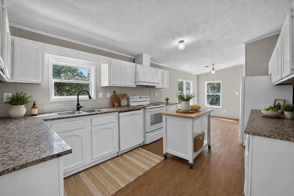 140 Oak Mesa San Marcos TX 78666