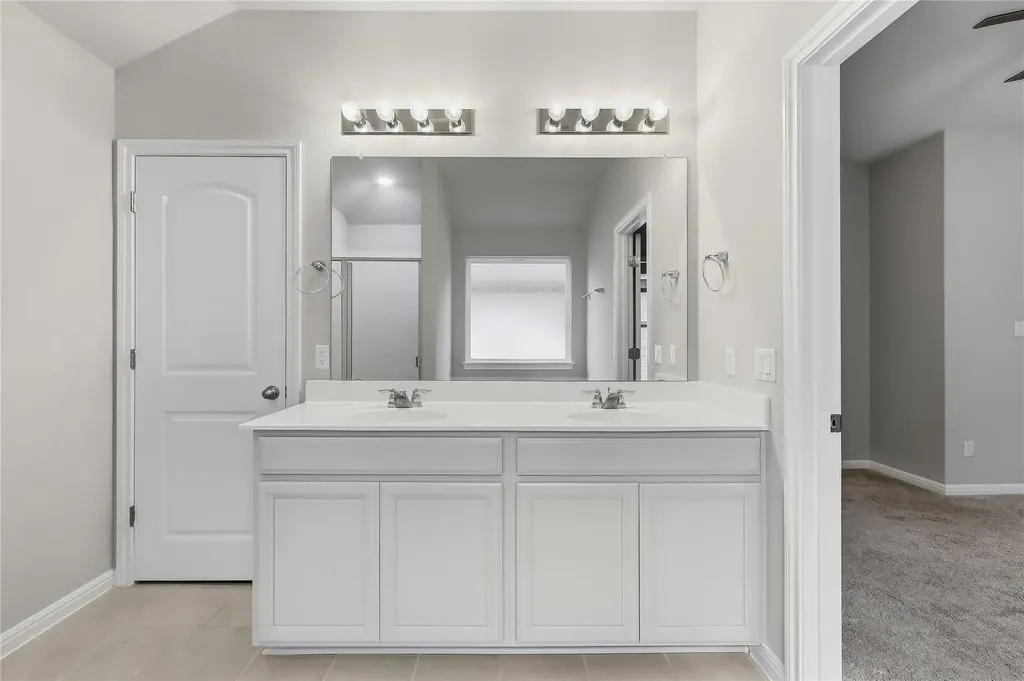 2520 Roosevelt Road Leander TX 78641