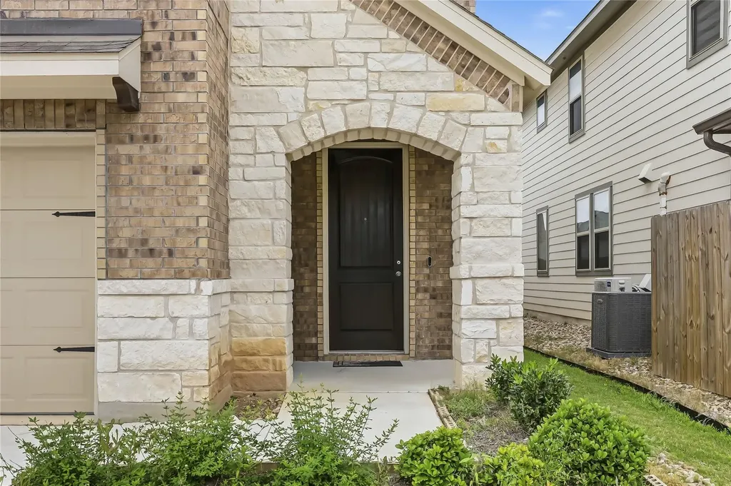 2520 Roosevelt Road Leander TX 78641
