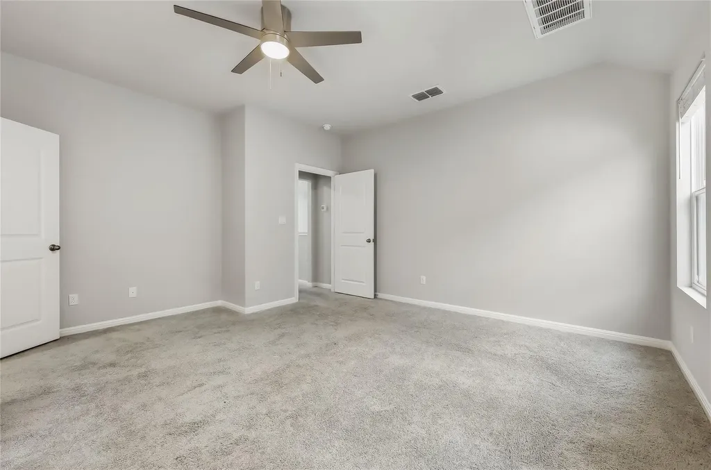 2520 Roosevelt Road Leander TX 78641