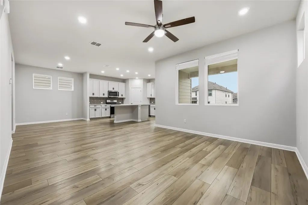 2520 Roosevelt Road Leander TX 78641
