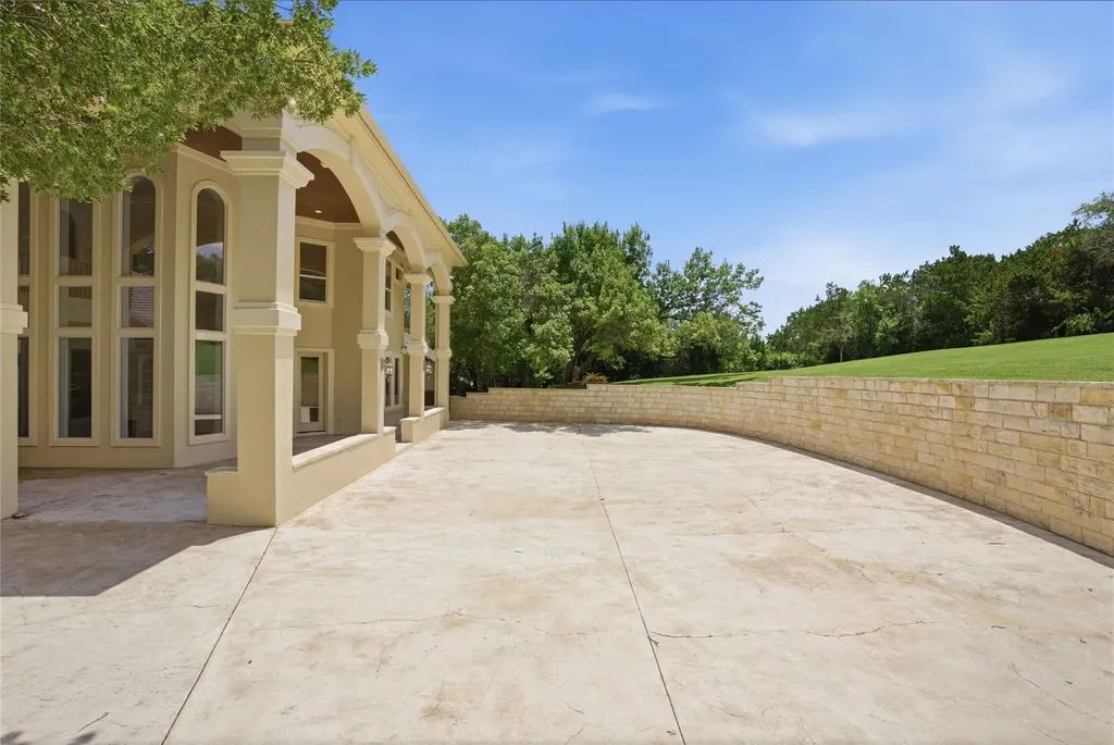 4626 High Gate Drive Austin TX 78730
