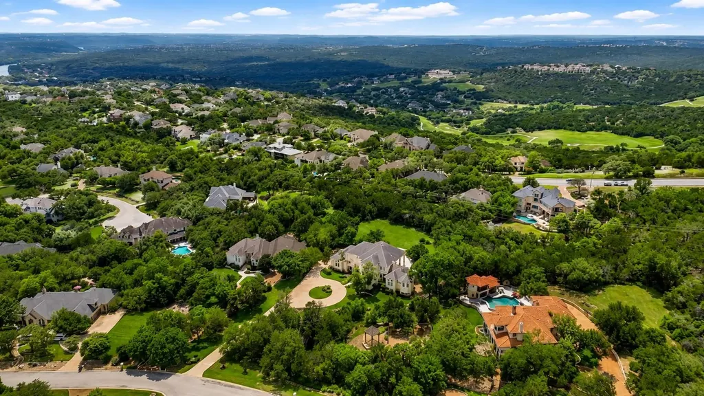4626 High Gate Drive Austin TX 78730