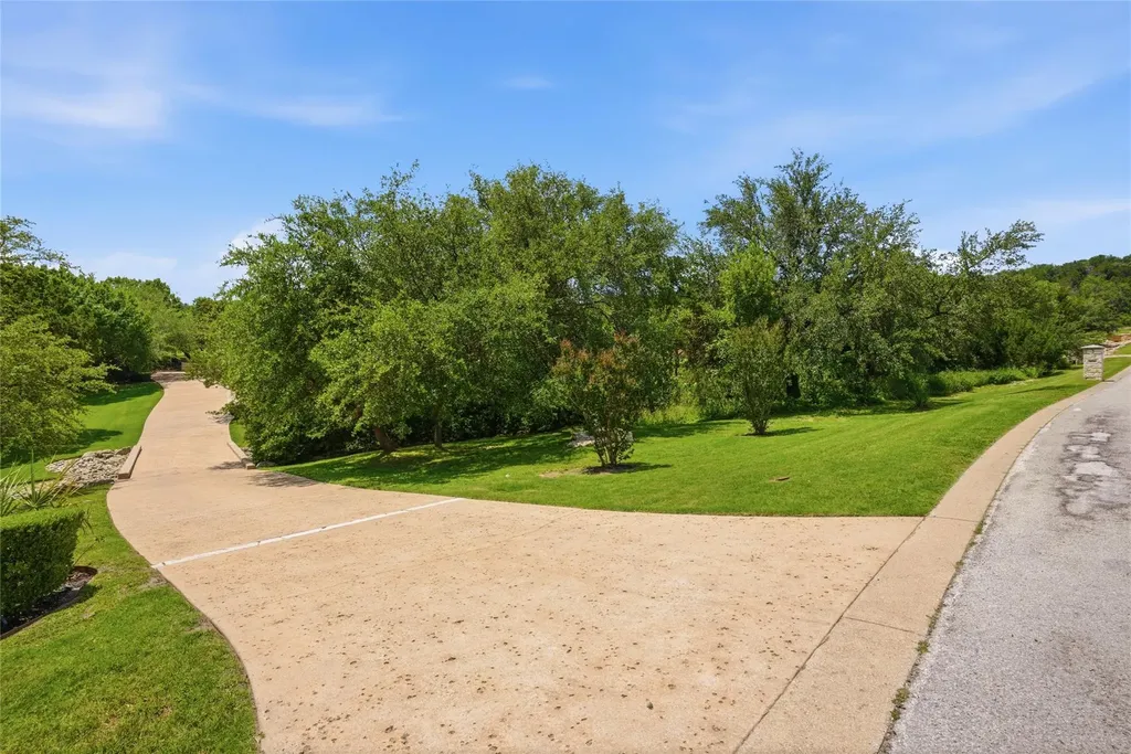 4626 High Gate Drive Austin TX 78730
