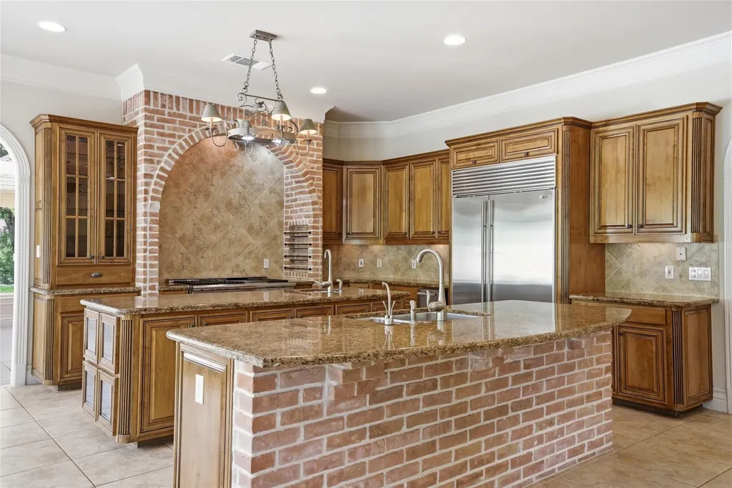 4626 High Gate Drive Austin TX 78730