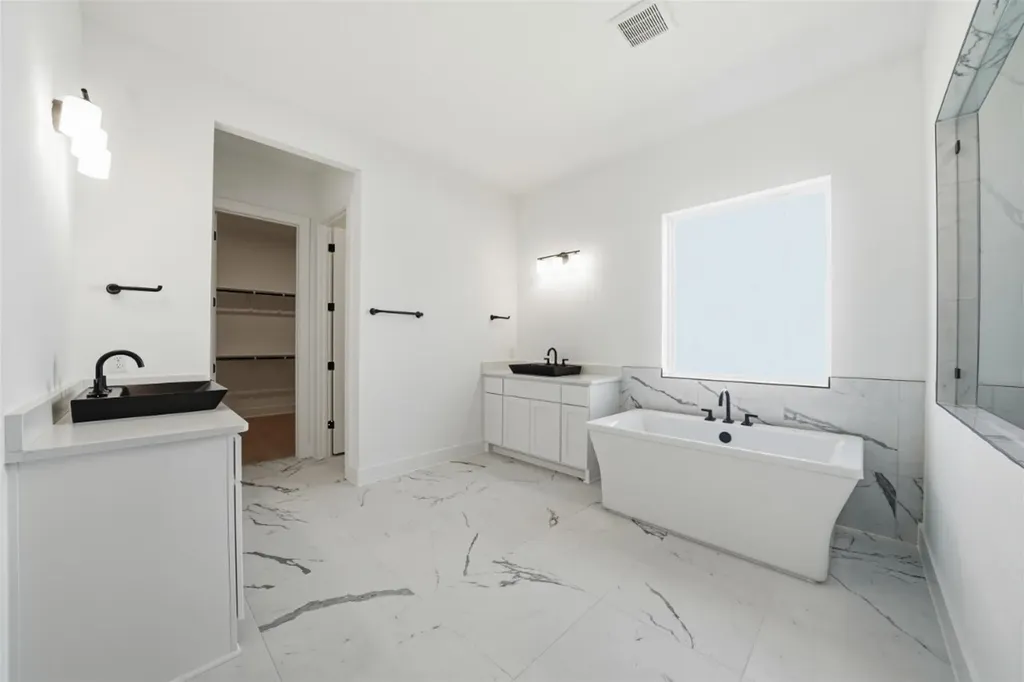 2413 Vittoria View Leander TX 78641