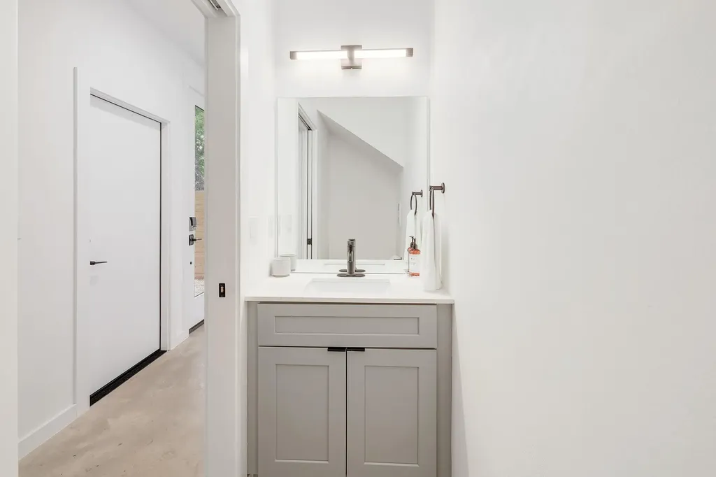 3409 Neal Street Austin TX 78702