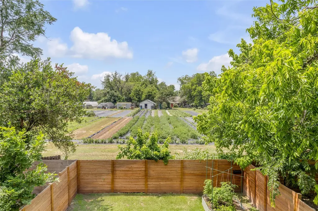3409 Neal Street Austin TX 78702
