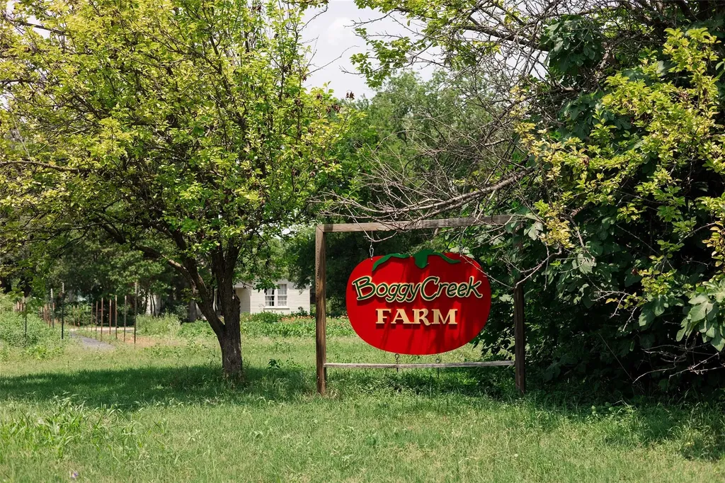 3409 Neal Street Austin TX 78702