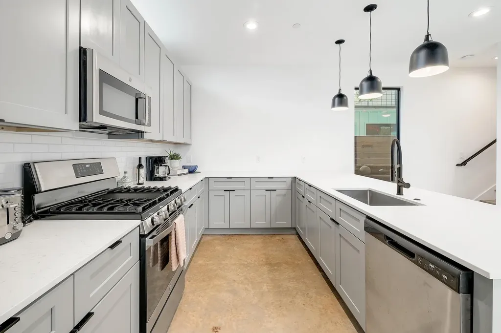 3409 Neal Street Austin TX 78702
